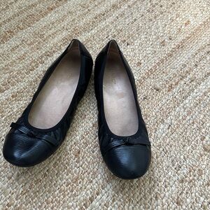 Vionics Ballet Flats